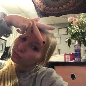 Meet your Posher, Maddy